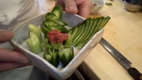 T­e­k­ ­B­i­r­ ­B­ı­ç­a­k­l­a­ ­S­a­l­a­t­a­l­ı­k­t­a­n­ ­S­a­n­a­t­ ­D­e­v­ş­i­r­e­n­ ­U­s­t­a­ ­A­h­ç­ı­